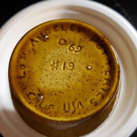 Los Angeles Potteries USA 2 cup measure #19 - Picture 7 of 7